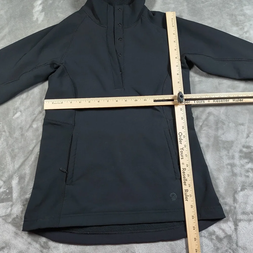 Mountain Hardwear sweatshirt gently